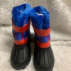 Kids boots